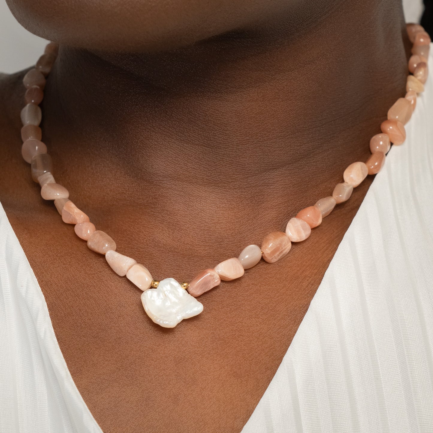 Eliosia Necklace