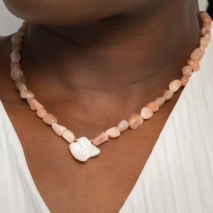 Eliosia Necklace